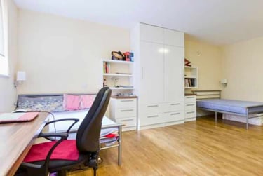 Studio Twin at The Hub, 21-25 South Lambeth Road, Vauxhall, London, SW81SU - Image 4