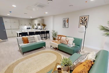 Deluxe Ensuite (Floors 1-12) - Image 7