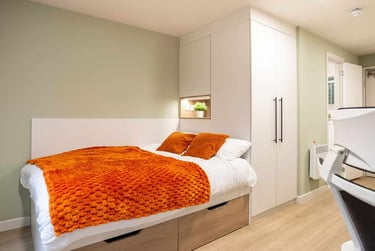 Premium Studio at Norton’s Student Living, 11 Montrose Terrace, Abbeyhill, Edinburgh, EH75AF - Image 1