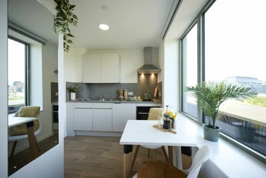 Silver Studio - Image 2