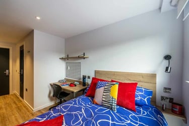 3 Bed En-suite at Murieston Crescent, Murieston Crescent, Dalry, Edinburgh, EH112LN - Image 1