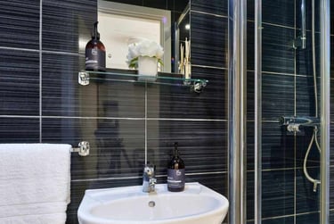 Flat Six Bedroom at The Mews, Glanville Road, Iffley, Oxford, OX42SY - Image 5
