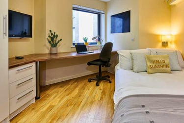 Studio Standard at The Hub, 21-25 South Lambeth Road, Vauxhall, London, SW81SU - Image 1