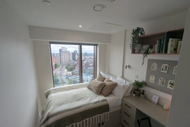 Classic Ensuite - Image 1