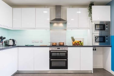Silver Ensuite at Arbury Court, 173 Kingston Road, New Malden, Kingston, KT33SS - Image 8