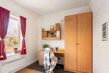 Standard Room - 4 Bed Shared House at Bramall Court, Alderson Road North, City Centre, Sheffield, S24UF - Image 2
