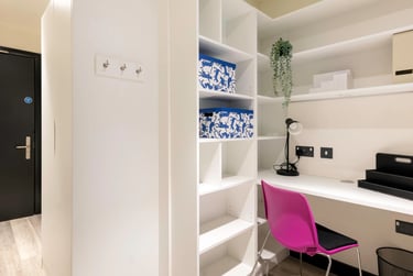 Classic Ensuite - Image 2