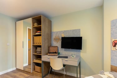 Large Studio at The Curve, 14 Fieldgate Street, Shoreditch, London, E11ES - Image 5