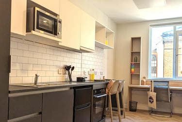 Classic Studio  at St Crispin's House, Duke Street, City Centre, Norwich, NR31PD - Image 8