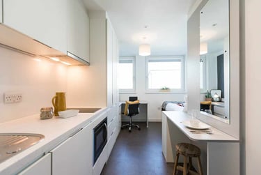 Bronze Studio at Vogue Studios, 106 Lewes Road, City Centre, Brighton, BN23QA - Image 6