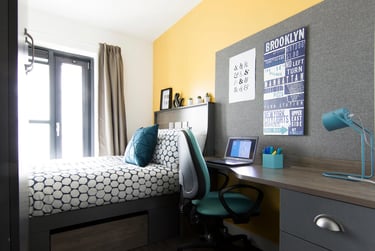 Premium En Suite - Image 2