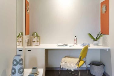 Ensuite Deluxe Premium at Gosford Gate, 1 Far Gosford Street, Far Gosford, Coventry, CV15DH - Image 8