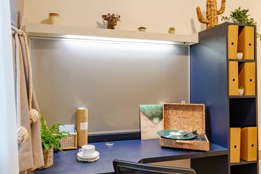 Classic En Suite at Belaton House, 130 Holdenhurst Road, City Centre, Bournemouth, BH88AW - Image 6