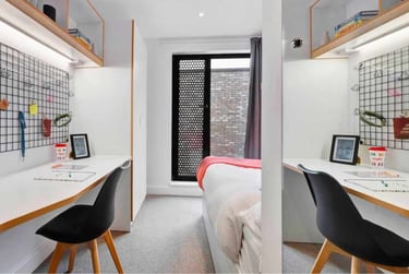 Ensuite Deluxe - Image 2