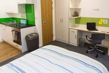 Studio Gold at The Village at The Viaduct, Ainsley Street, City Centre, Durham, DH14BJ - Image 4