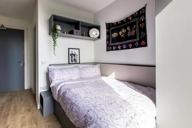 Classic En Suite - Image 1