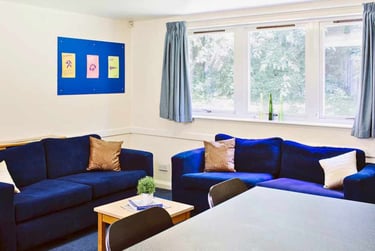 Ensuite Classic at Queen's Hospital Close, Bath Row, Edgbaston, Birmingham, B151NH - Image 5