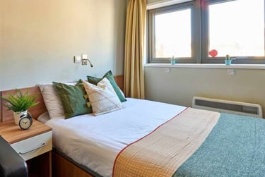 Studio Premium at Trust House, Salem Place, St Thomas, Exeter, EX46TZ - Image 2
