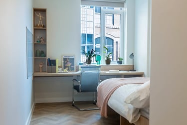 Premium Ensuite  at St Crispin's House, Duke Street, City Centre, Norwich, NR31PD - Image 7