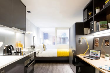 Standard Studio at Therese House, 29- 30 Glasshouse Yard, Barbican, London, EC1A4JN - Image 2