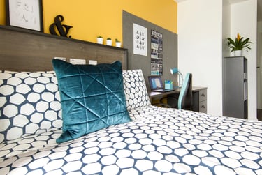 Classic En Suite - Image 1