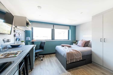 Deluxe Studio at Luna, 301 St Albans Road, City Centre, Hatfield, AL109RH - Image 1