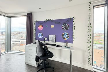 Deluxe En Suite at Ablett House, 2 Great Crosshall Street, City Centre, Liverpool, L32AF - Image 5