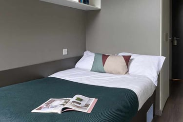 Ensuite Penthouse at Gosford Gate, 1 Far Gosford Street, Far Gosford, Coventry, CV15DH - Image 2