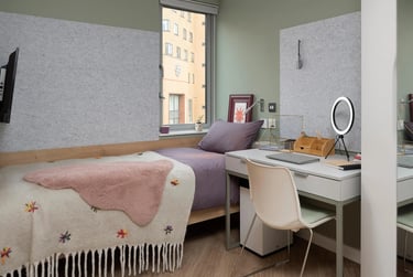Classic Studio at The Curve, 14 Fieldgate Street, Shoreditch, London, E11ES - Image 1