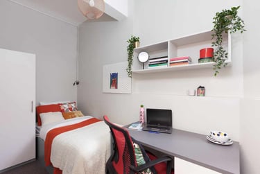 Club Room - Image 1