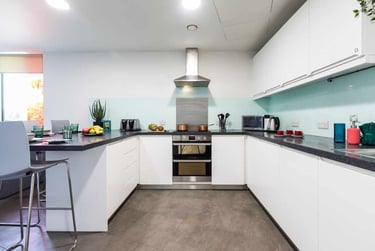 Platinum Ensuite at Arbury Court, 173 Kingston Road, New Malden, Kingston, KT33SS - Image 6