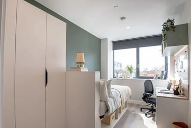 Classic Ensuite at Haus, 12 Calthorpe Road,, Edgbaston, Birmingham, B151QZ - Image 2