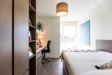 Platinum Ensuite at Arbury Court, 173 Kingston Road, New Malden, Kingston, KT33SS - Image 3