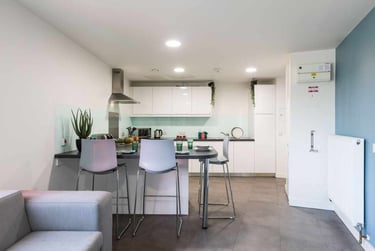 Gold Ensuite at Arbury Court, 173 Kingston Road, New Malden, Kingston, KT33SS - Image 5