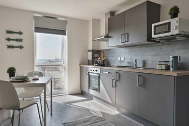 Studio Luxury at The Bank, West Street, City Centre, Southampton, SO142EN - Image 5