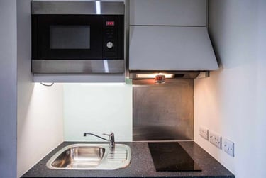 Silver Studio at Arbury Court, 173 Kingston Road, New Malden, Kingston, KT33SS - Image 6