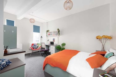 Deluxe Room - Image 1