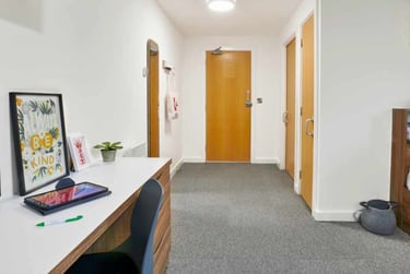 Ensuite Premium at Sky Blue Point, West Street, Far Gosford, Coventry, CV15EE - Image 4