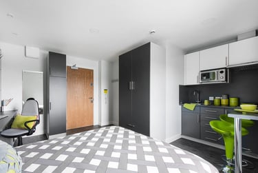 Standard Studio - Image 2