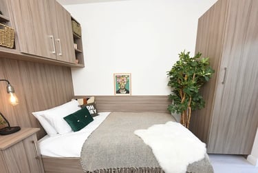 Classic Room in 2 Bed - Image 3