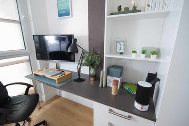 Penthouse Classic Studio with City View - Image 3