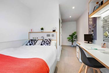 Ensuite Deluxe Plus - Image 2