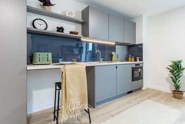 Studio Premium at Waterside, 58-62 Avon Street, City Centre, Bristol, BS20PX - Image 5
