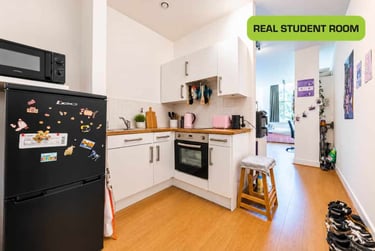Silver Large City Studio, Floors G-4 at CODE Students, 40-72 Western Road, Bede Park, Leicester, LE30GH - Image 9