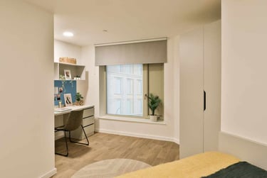 Diamond Ensuite at Brigg Point, Gas Lane, City Centre, Bristol, BS20SF - Image 2