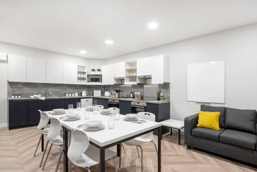 Standard En Suite - Image 3