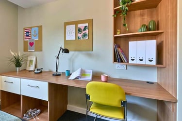 Studio Premium at Trust House, Salem Place, St Thomas, Exeter, EX46TZ - Image 3