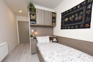 Standard En-suite - Image 1