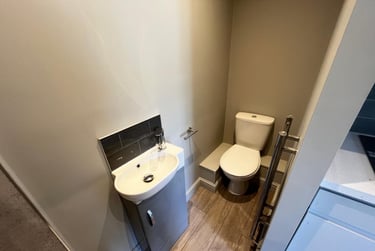 10 bed house, Walter Road, City Centre, Swansea, SA14PT - Image 4