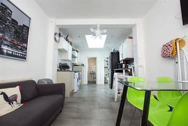 5 bed flat, 315414estate_agent_feeds, Selly Park, Birmingham, B296AH - Image 1